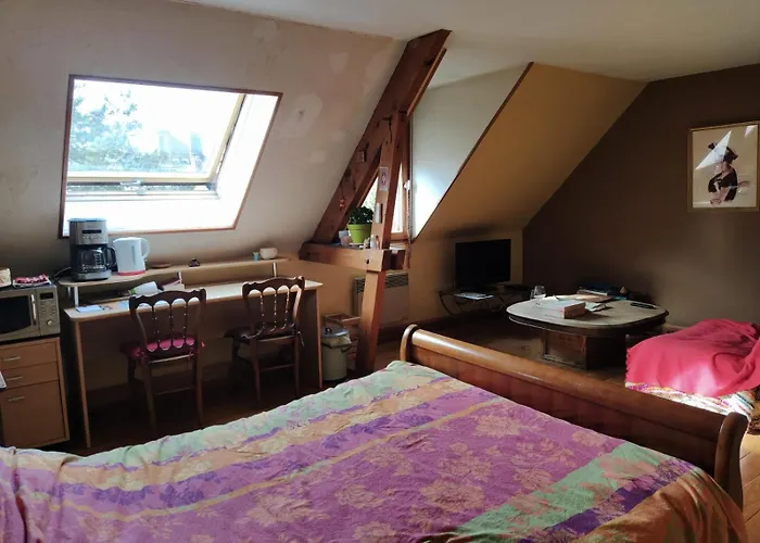 Champagne Frühstückspension 3*